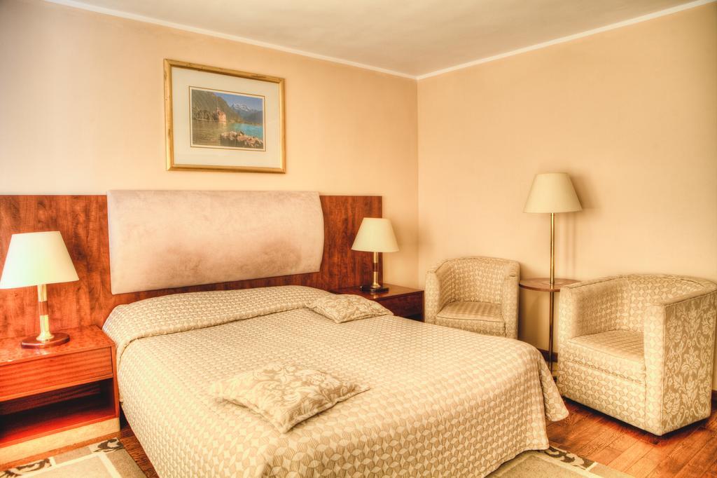 Vila Pinul Si Mesteacanul Poiana Brasov Exterior photo